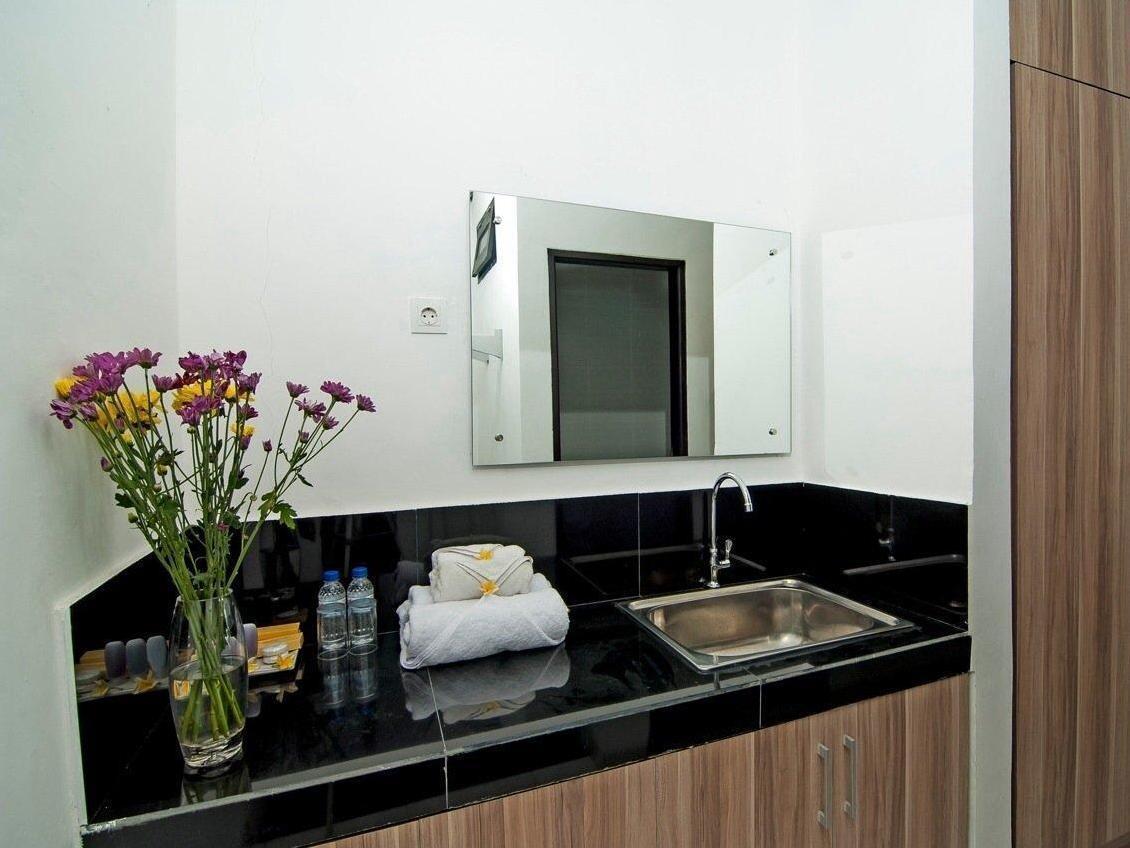 Bahana Guest House Kuta  Exterior photo